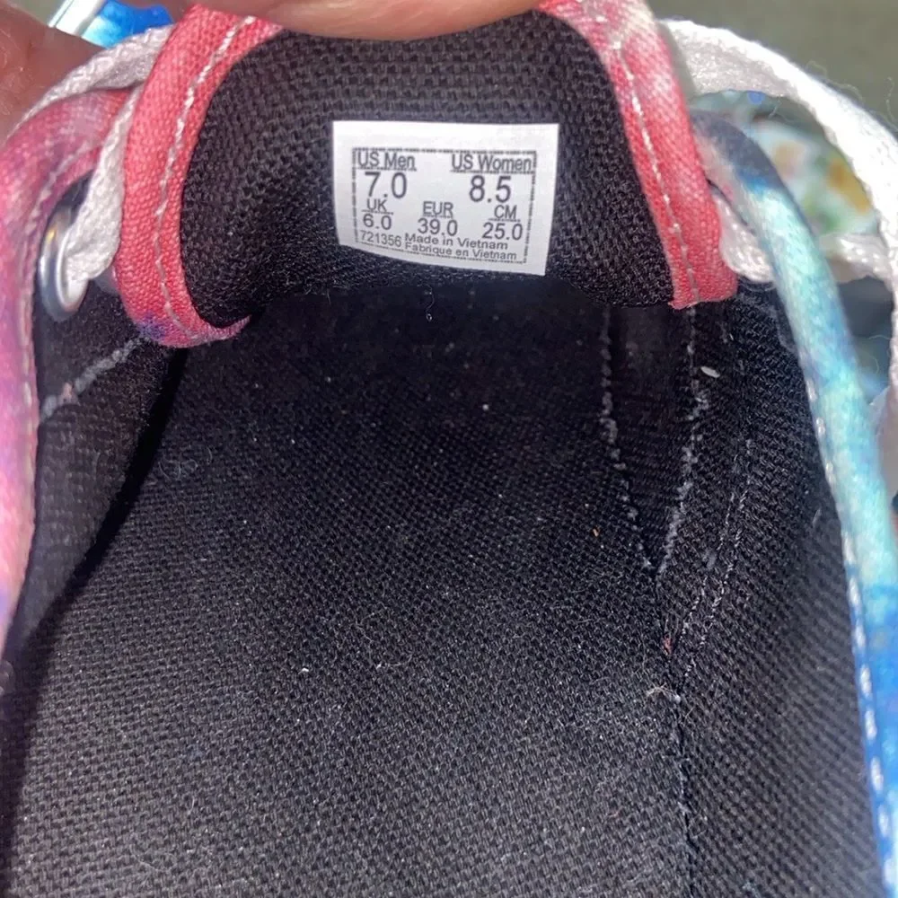 Vans Shoes Unisex Men’s Size 7.0 Women’s 8.5 US